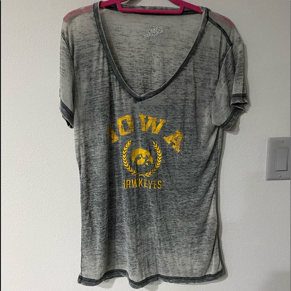 Iowa Hawkeye Women’s TShirt XL